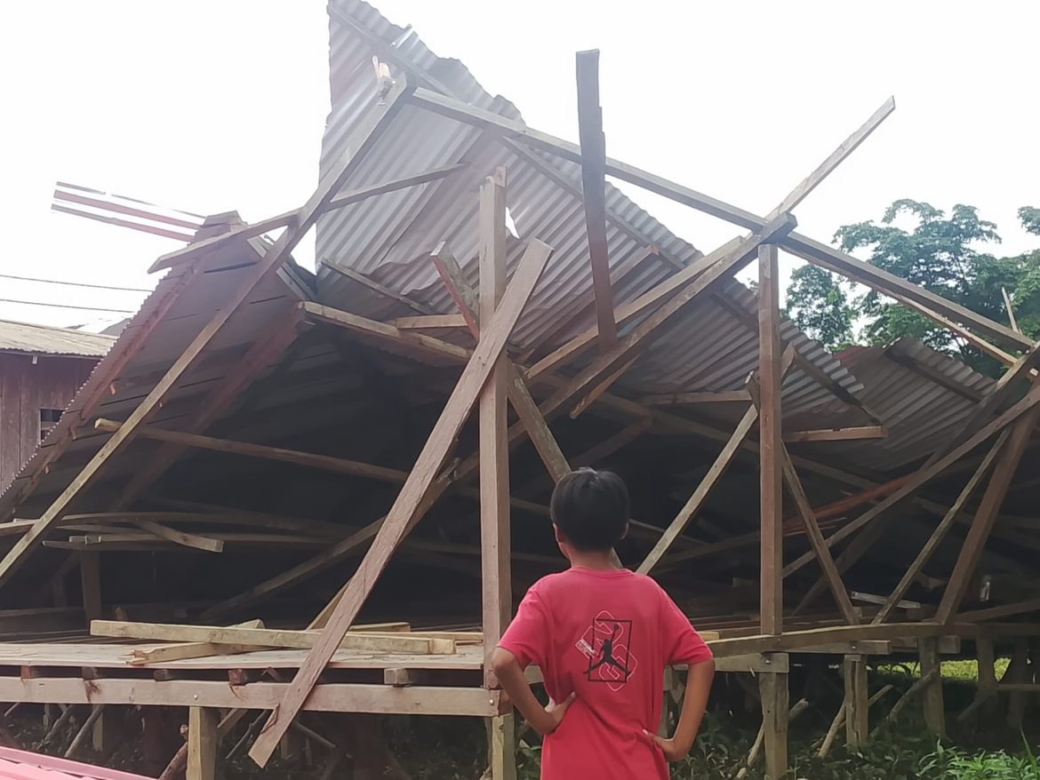 Colombia - Earthquake. House destroyed